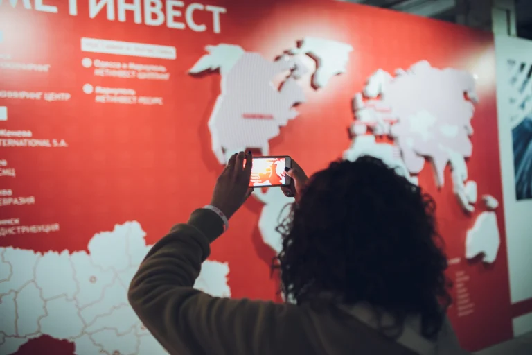 Музей історії компанії - Emotion Lab